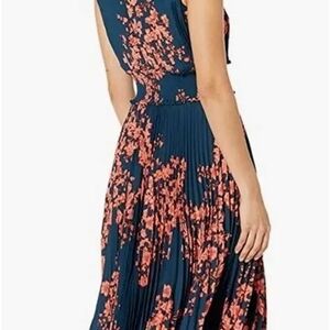Nanette Lepore Navy & Coral Floral Sleeveless Pleated Dess
